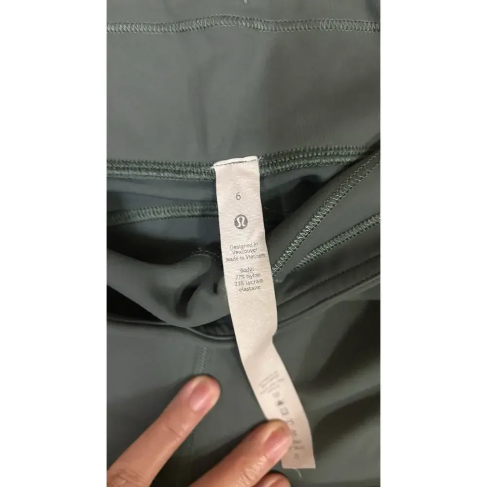 ✨ Lululemon High-Rise Pocket Leggings Size 6